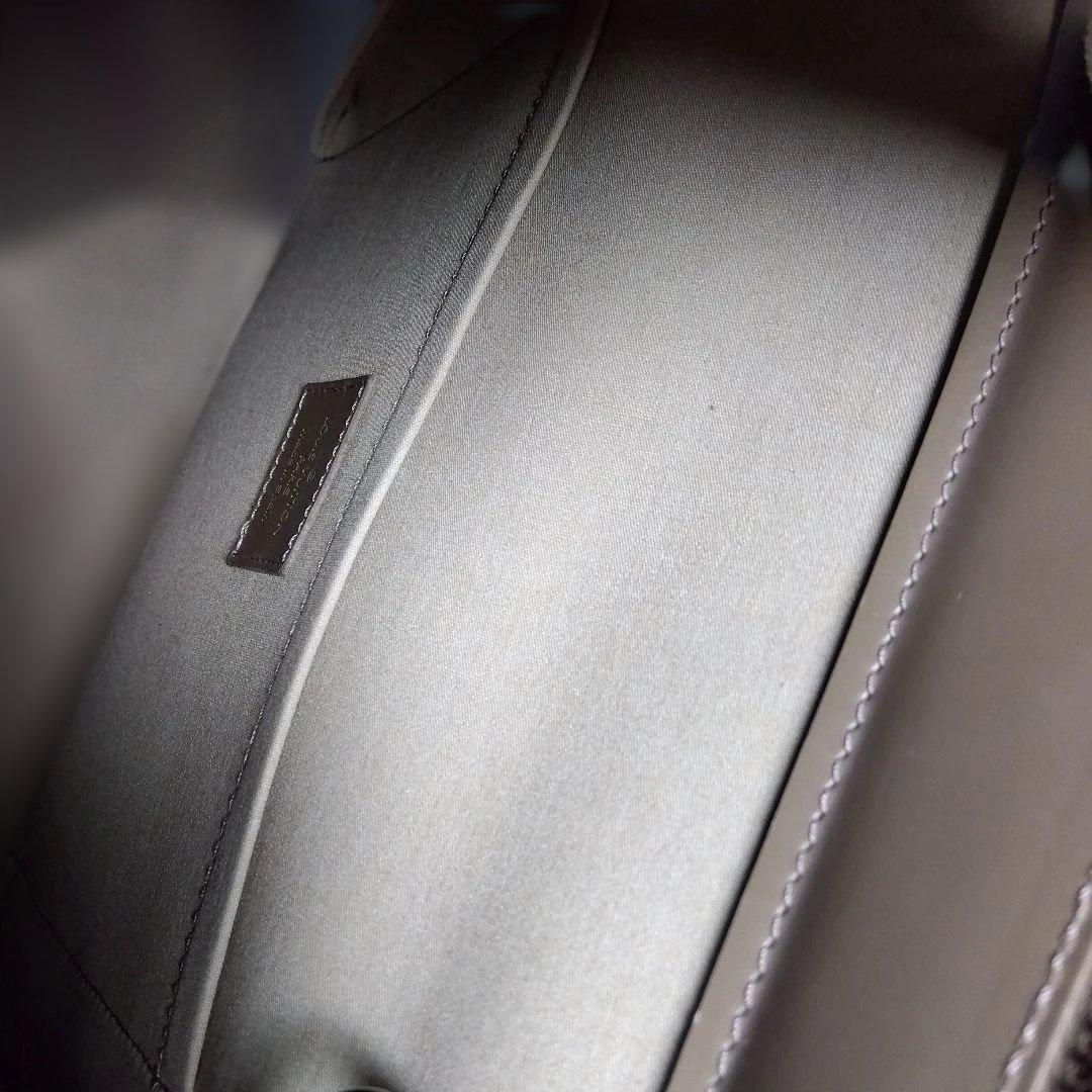 ルイヴィトン　エピクロゼット　トートバック　Ｍ5249B キズや汚れ等無　極美品