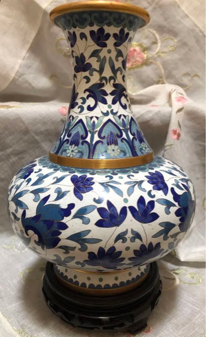 古い七宝焼き花瓶