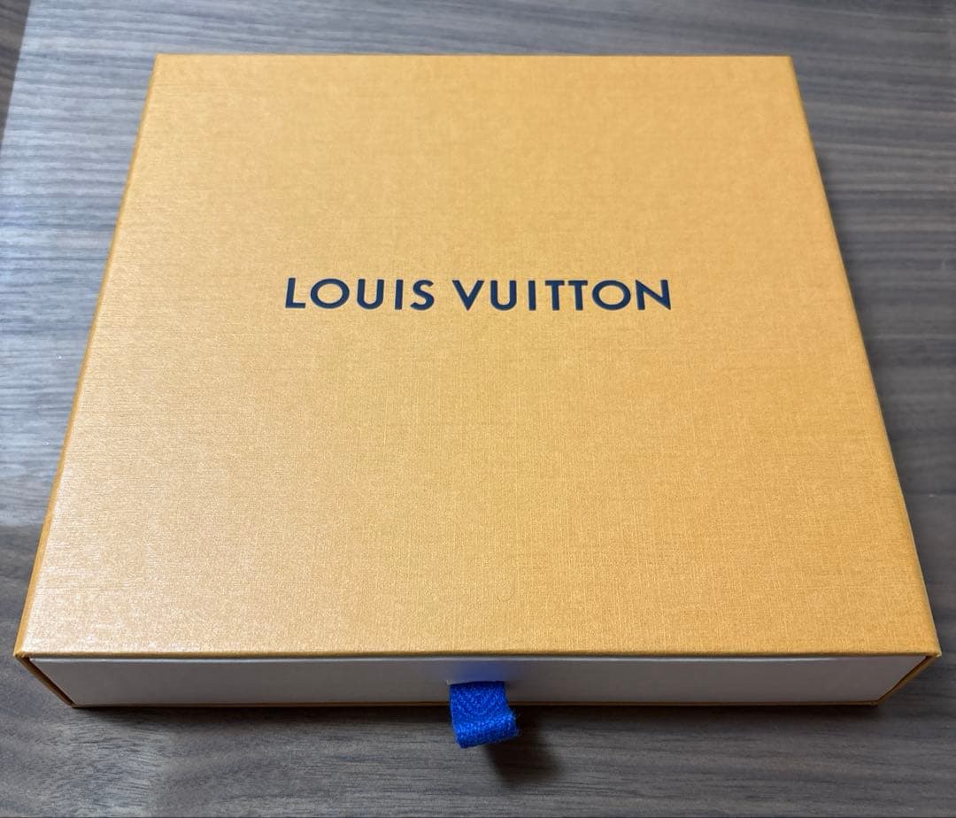 ルイヴィトン カレ バンダナ モノグラム コンフィデンシャル　スカーフ