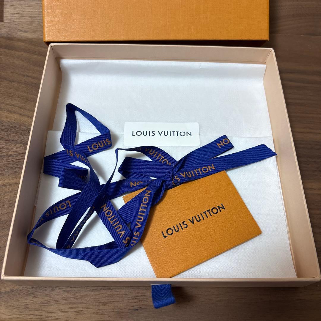 ルイヴィトン カレ バンダナ モノグラム コンフィデンシャル　スカーフ