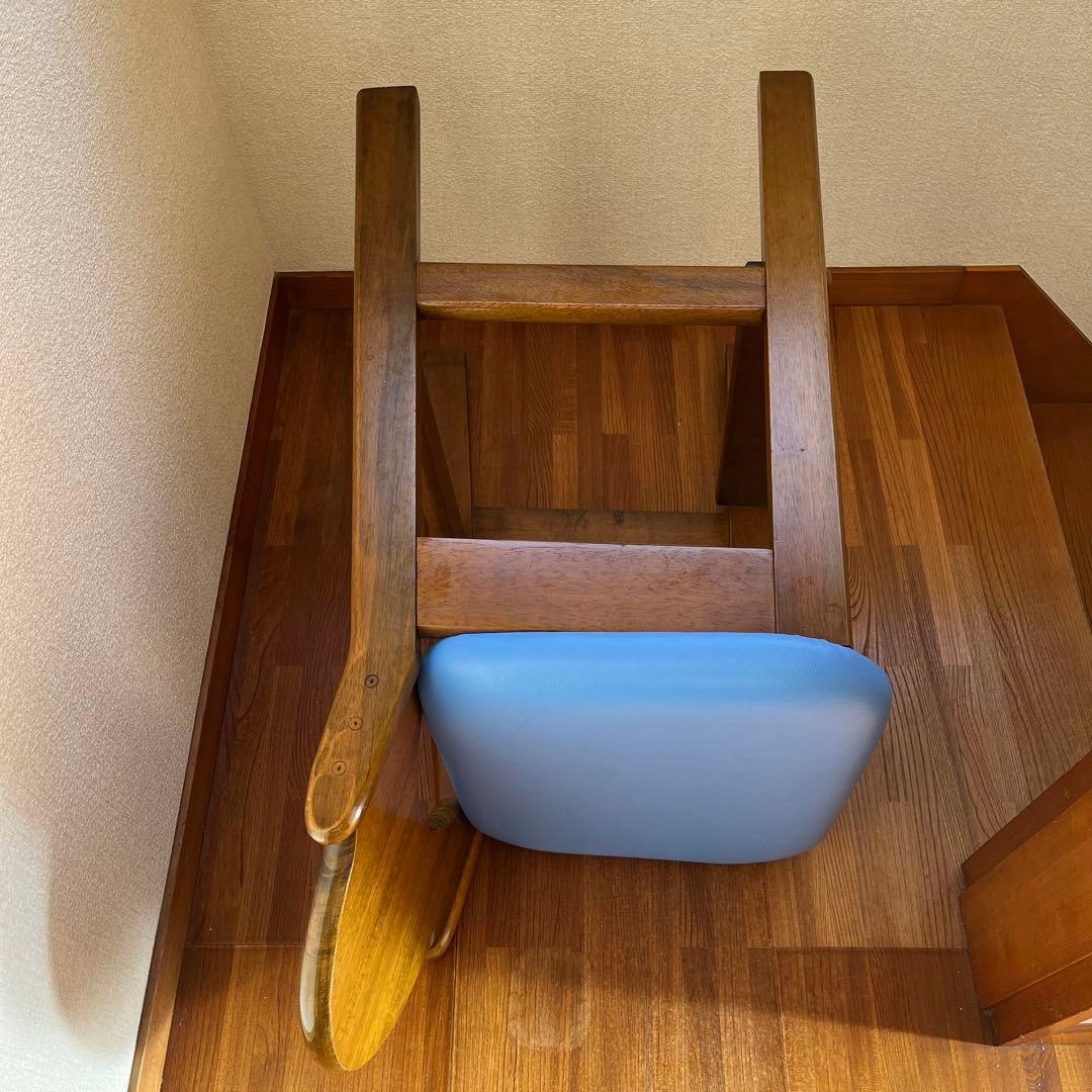 中古品　カウンターチェア　ブルー①