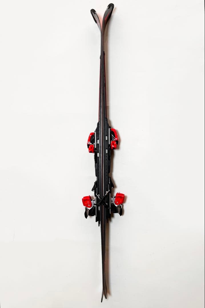 美品　滑走日数極少　アトミックATOMIC REDSTER S9i pro