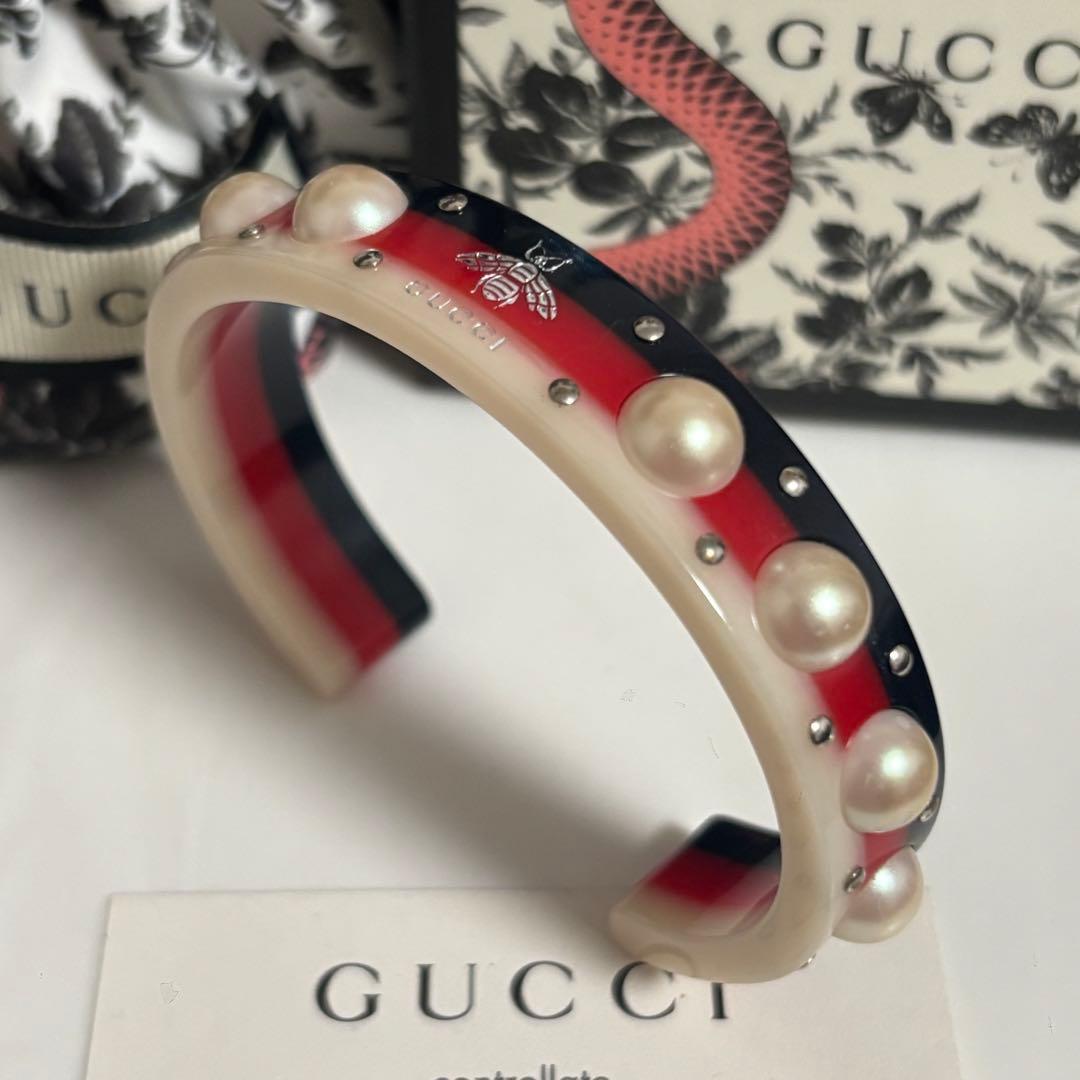 GUCCI グッチ　ビー カフブレスレット　バングル　極美品　刻印M