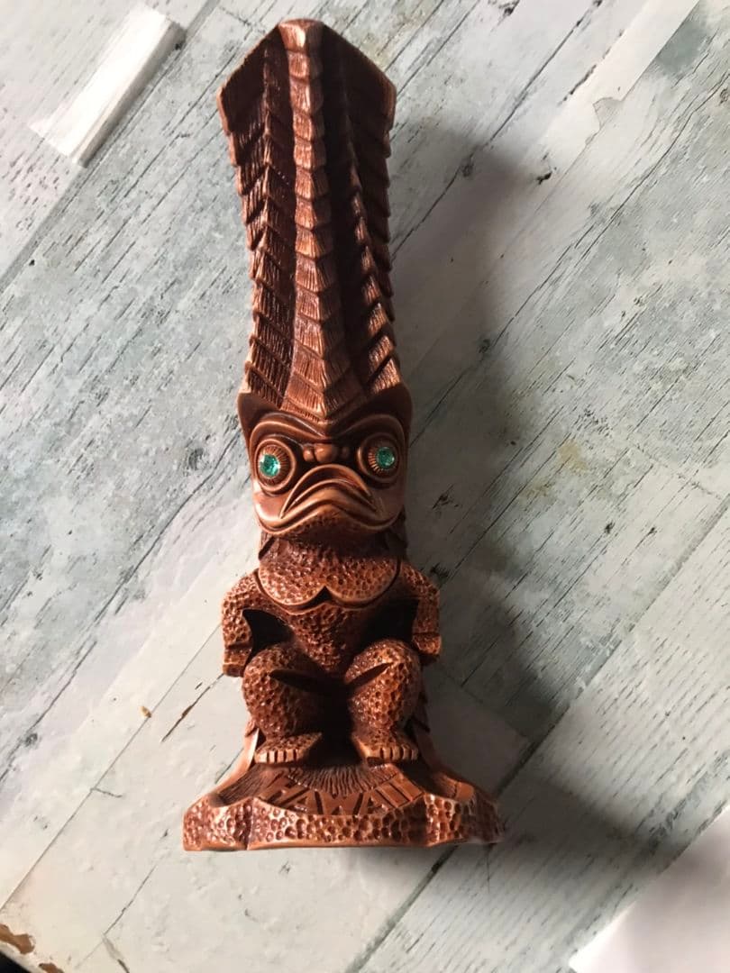 ニュージーランドで購入したマオリ族の木彫り置物2