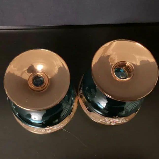 ベネチアンガラス　2客金色とブルーのエレガントなデザインの手描き花柄グラス　①②