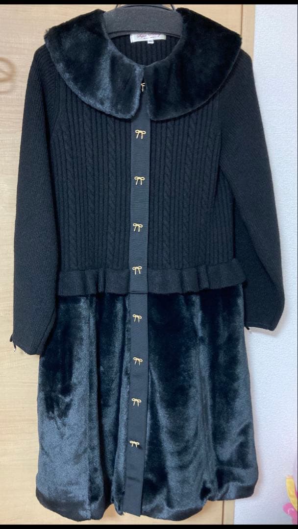 星りん 黒 ニット フリル付き ロングコート　サイズ40