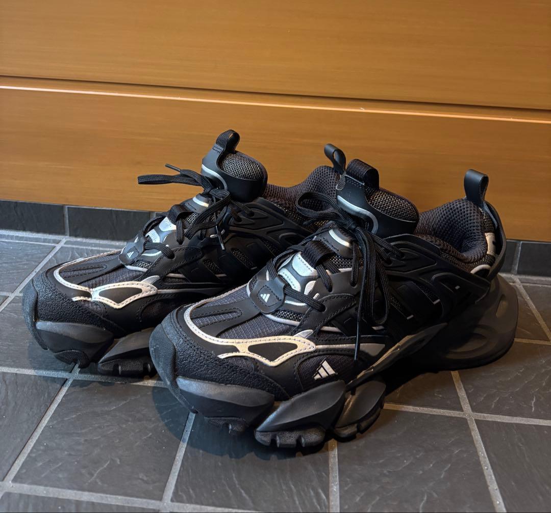 日本未発売 美品 adidas XLG Runner Deluxe black