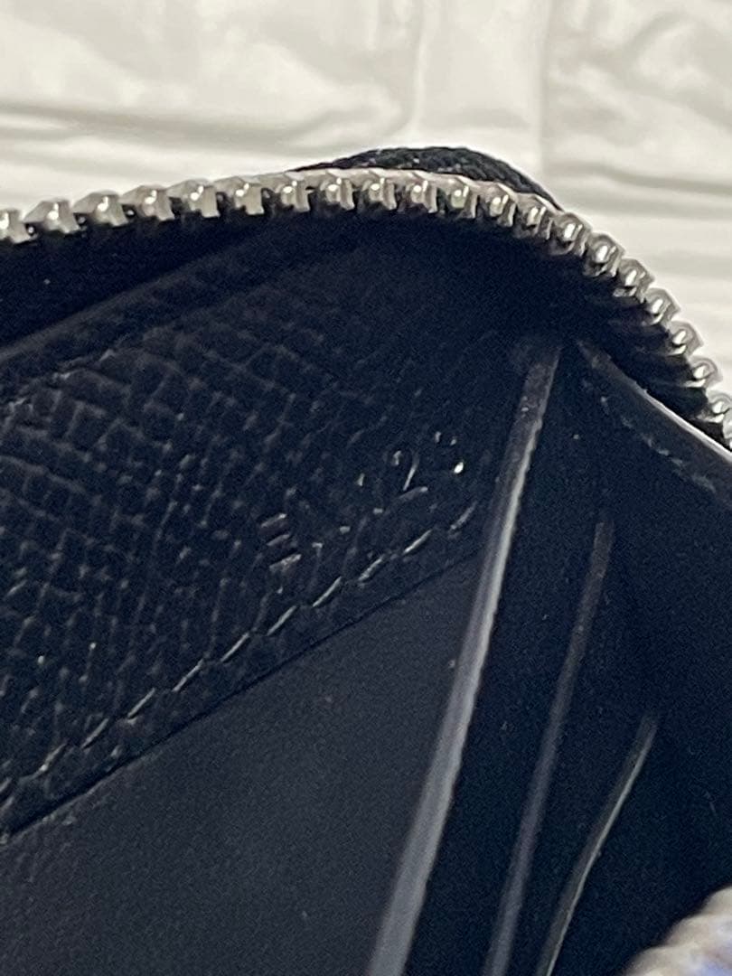 【未使用】dunhillダンヒル ラウンドファスナー　長財布　❤︎