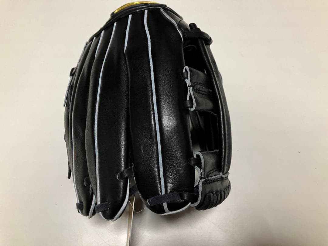 技術と安心の日本製　ザナックス　左利き稀少　軟式グローブ 黒 レザー 金色ロゴ