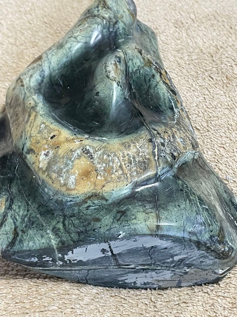 ★蛇石★蛇紋石 (サーペンティン) ★盆石/飾り石/縁起物/巳年/縁起物/金運