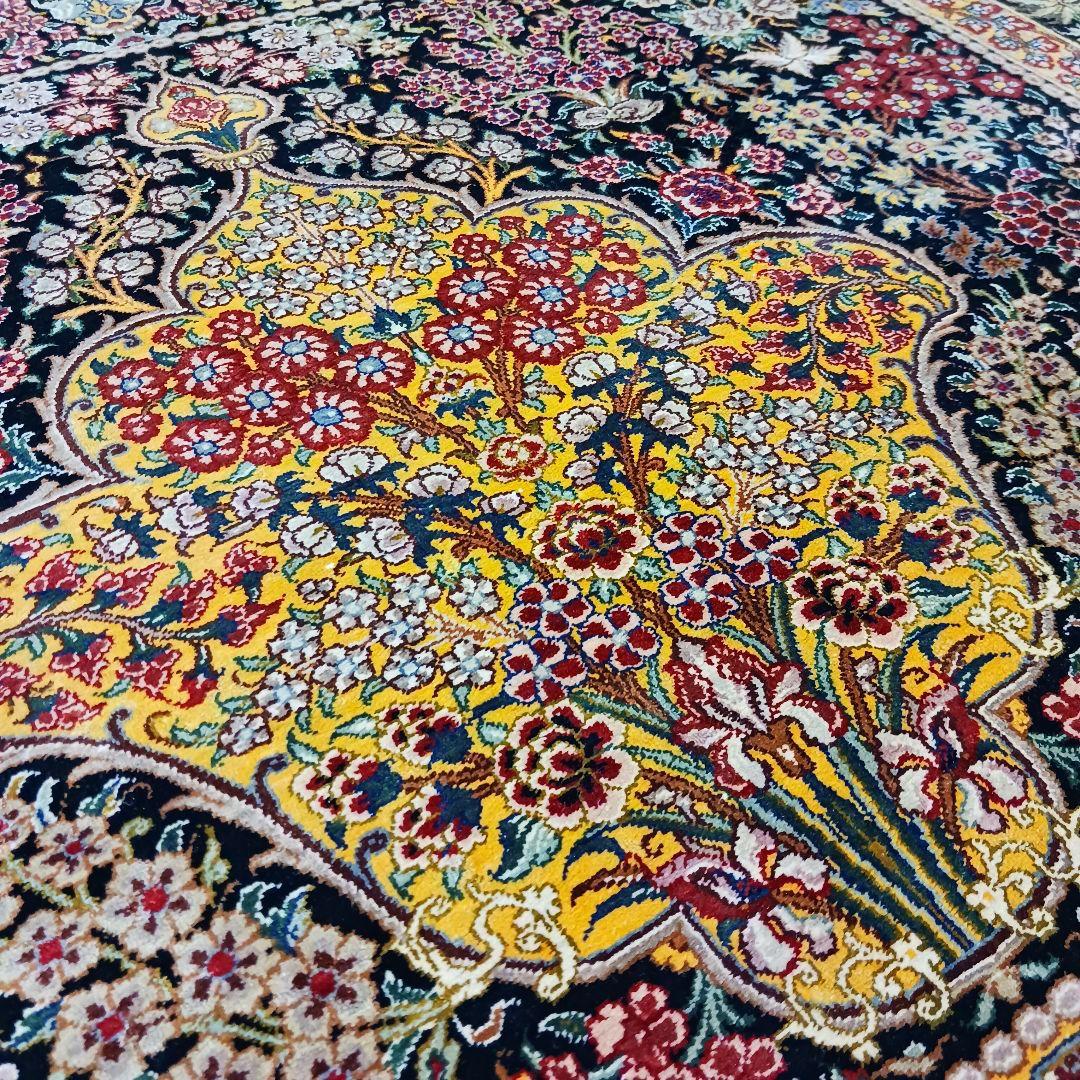 Y3324 ペルシャ絨毯 クム 工房サイン有 シルク100％ 手織121万ノット