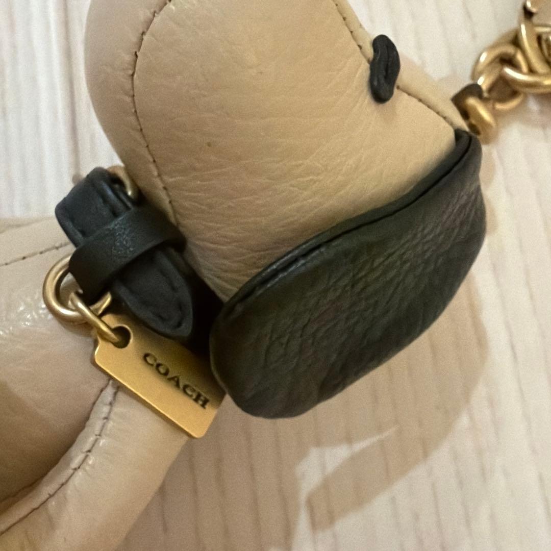 coachスヌーピーレザーキーホルダー
