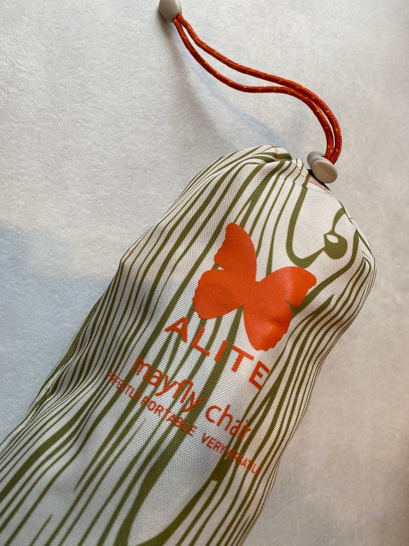 ALITE メイフライチェア ウッドグレイン　志摩リン　ゆるキャン△