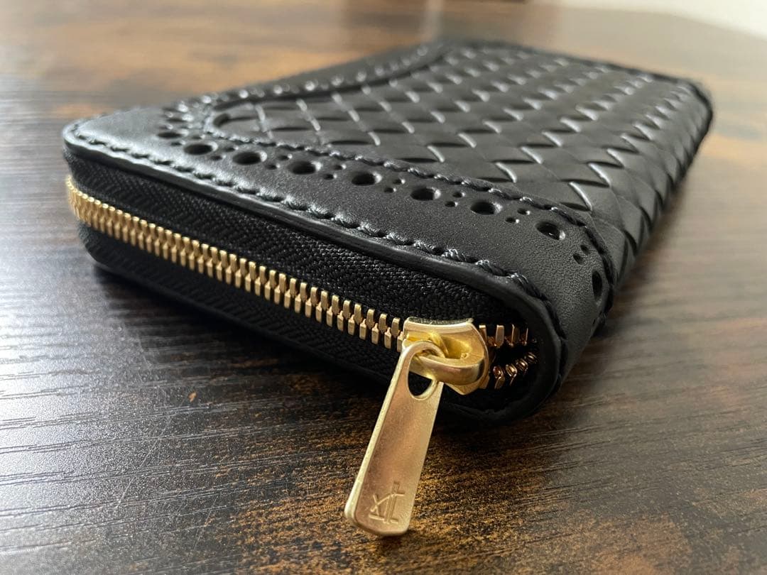 ラウンドファスナー 長財布