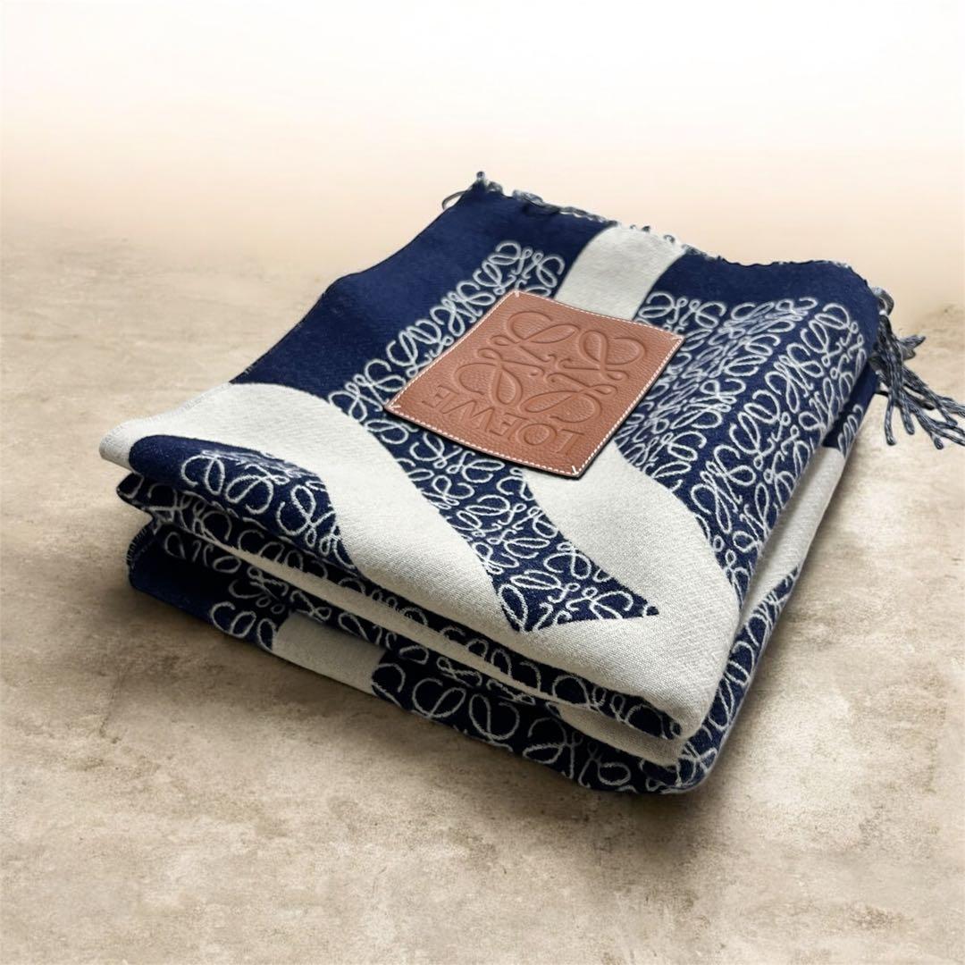【美品】LOEWE ロエベ アナグラム ウール ブランケット ネイビー