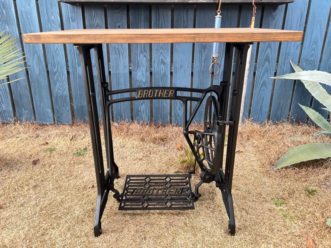 アンティーク ミシン台 足踏みミシン 作業台 ガーデニングテーブル リメイク鉢