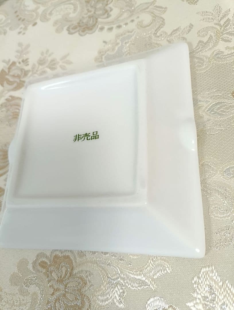 HERMES 非売品のアッシュトレー（灰皿）