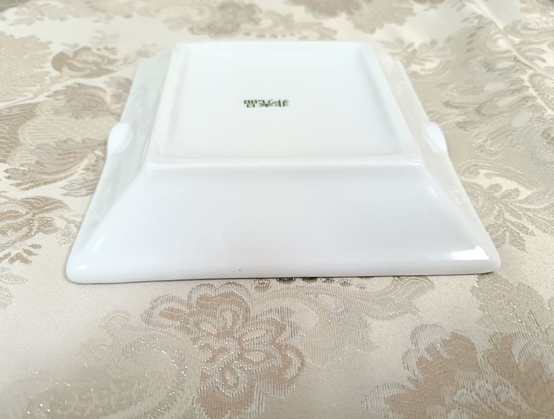 HERMES 非売品のアッシュトレー（灰皿）