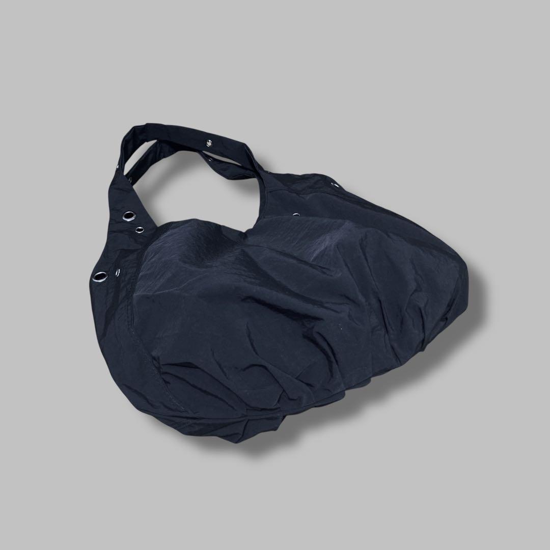 バッグ @zn EYELETS NYLON BAG (BLACK) 3085B