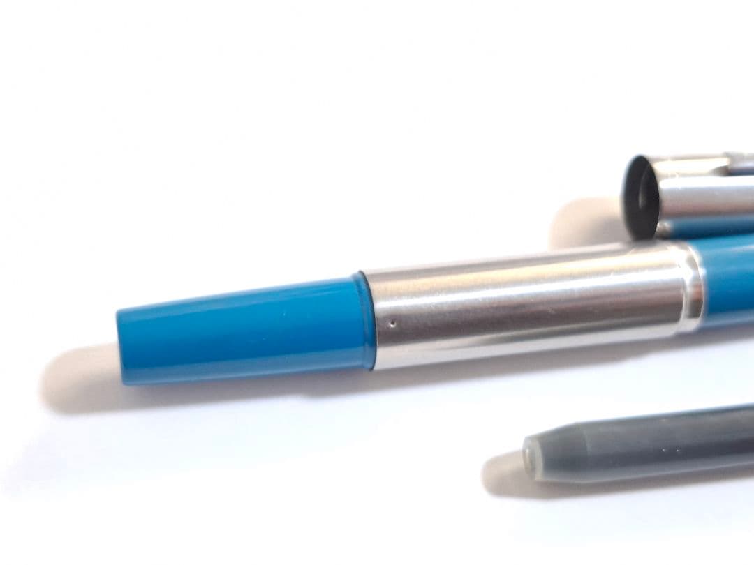 珍品　美品　PILOT　パイロット　万年筆　伸縮軸　ターコイズ色