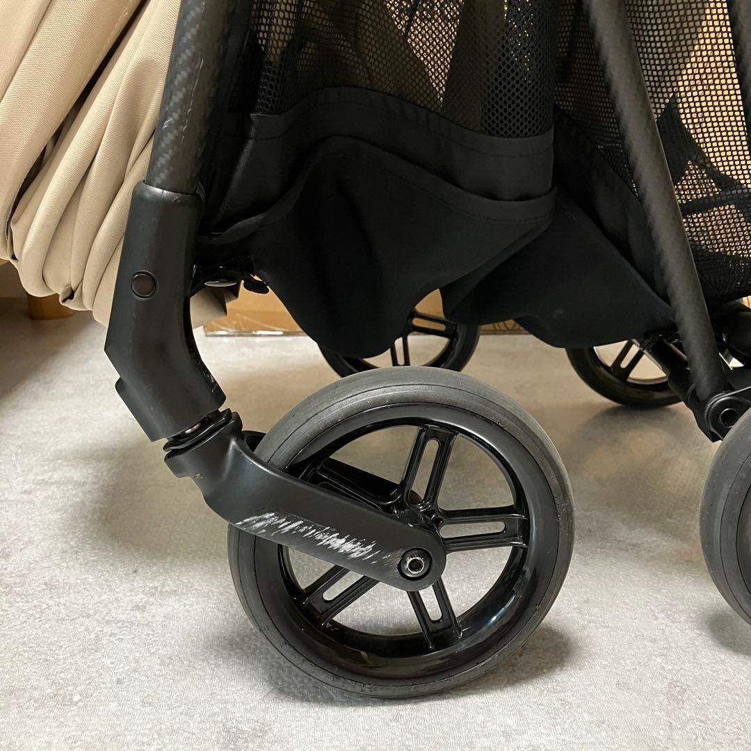 サイベックス　メリオカーボン ベビーカー　アーモンドベージュ