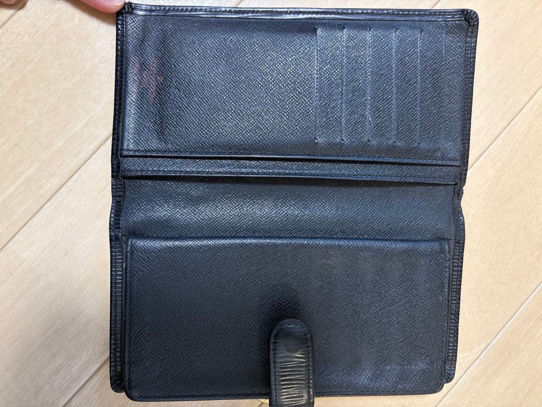 石*麻様 ルイヴィトン◆長財布◆エピ◆ブラック