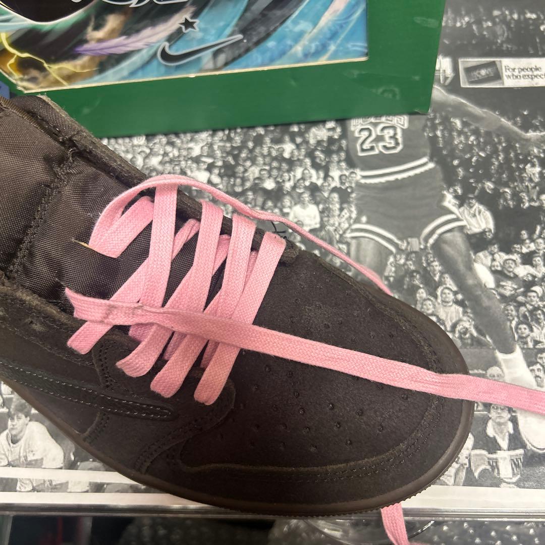 【おちゃ Travis Scott × Nike Air Jordan 1