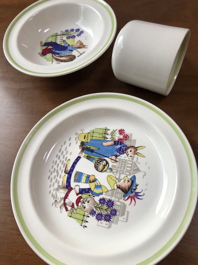 ARABIAアラビア「HUPI」　ライヤ・ウオシッキネン　子供用セット　カップ