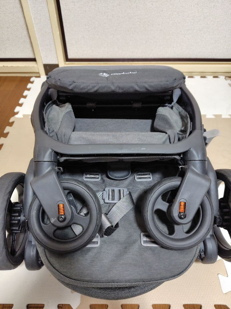 直渡し可　ergobaby metro deluxeエルゴメトロプラスベビーカー