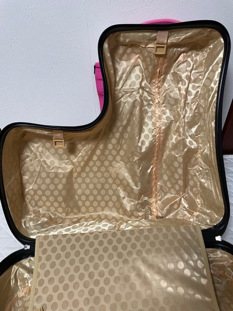 NORICCO ノリッコ 子供が乗れる キャリーケース TSAロック リボン柄♪