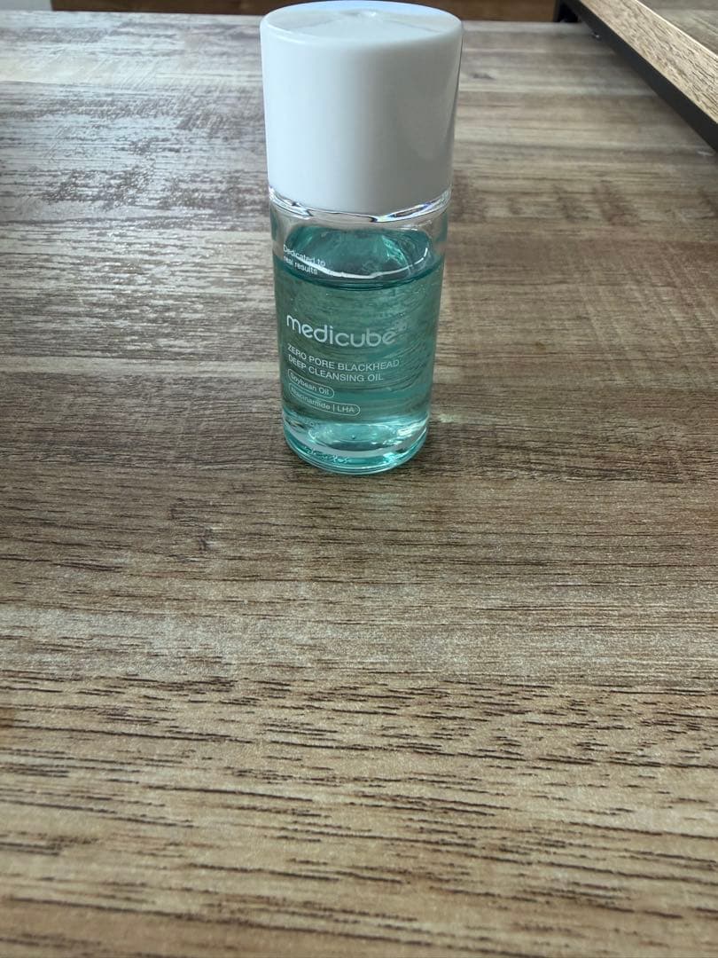 メディキューブ美顔器＆クレンジングオイル