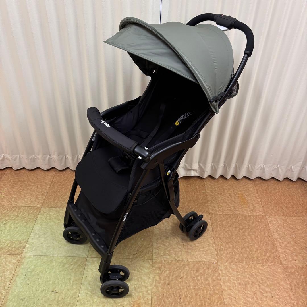 クリーニング済　☆美品☆　アップリカ　マジカルエアー　グレー　超軽量