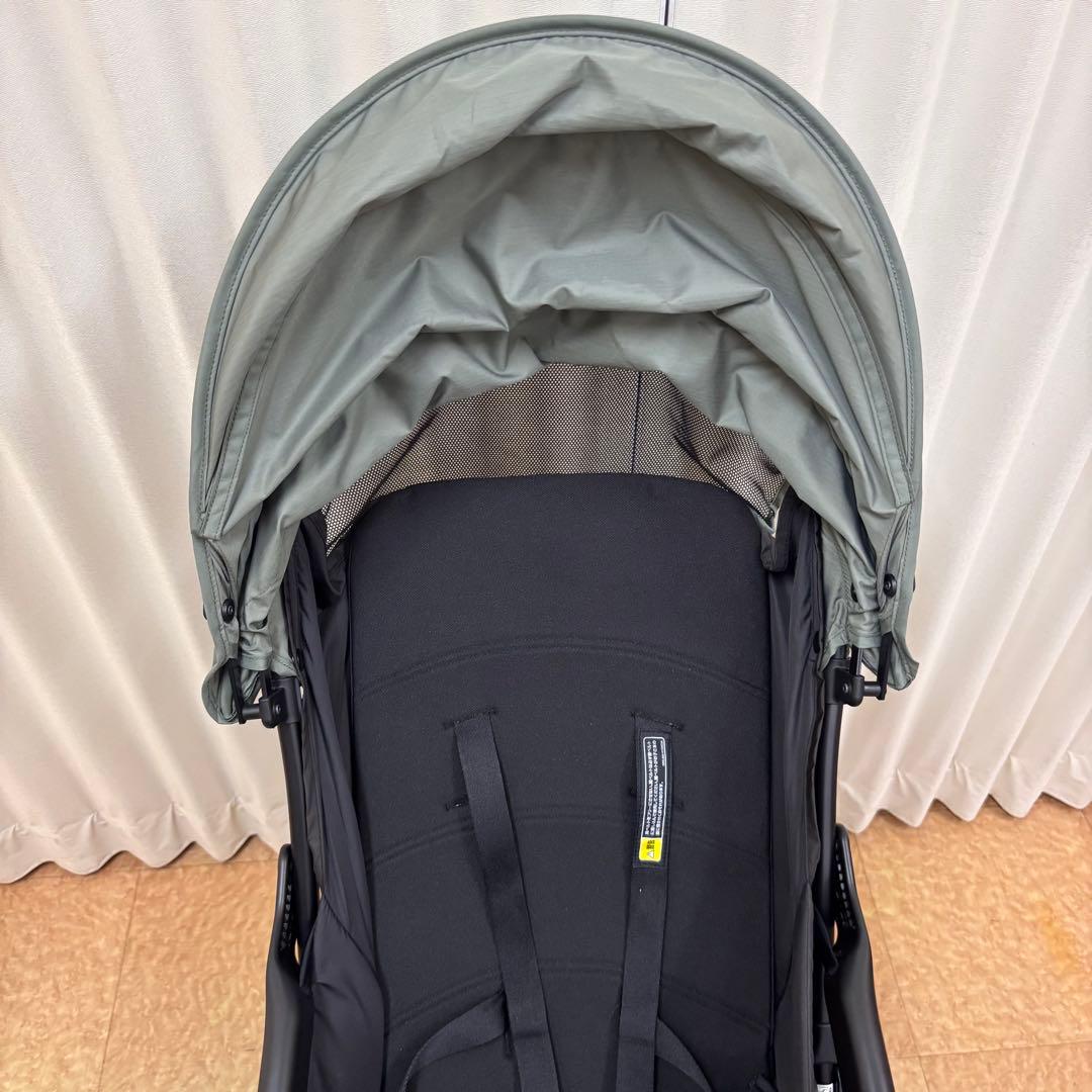 クリーニング済　☆美品☆　アップリカ　マジカルエアー　グレー　超軽量