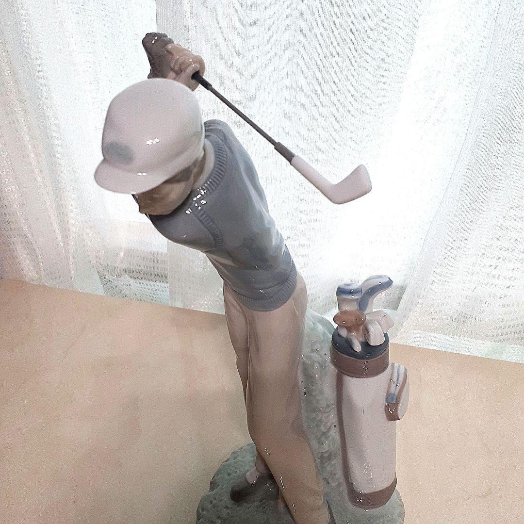 リヤドロ　ゴルフ　ナイスショットゴルファー