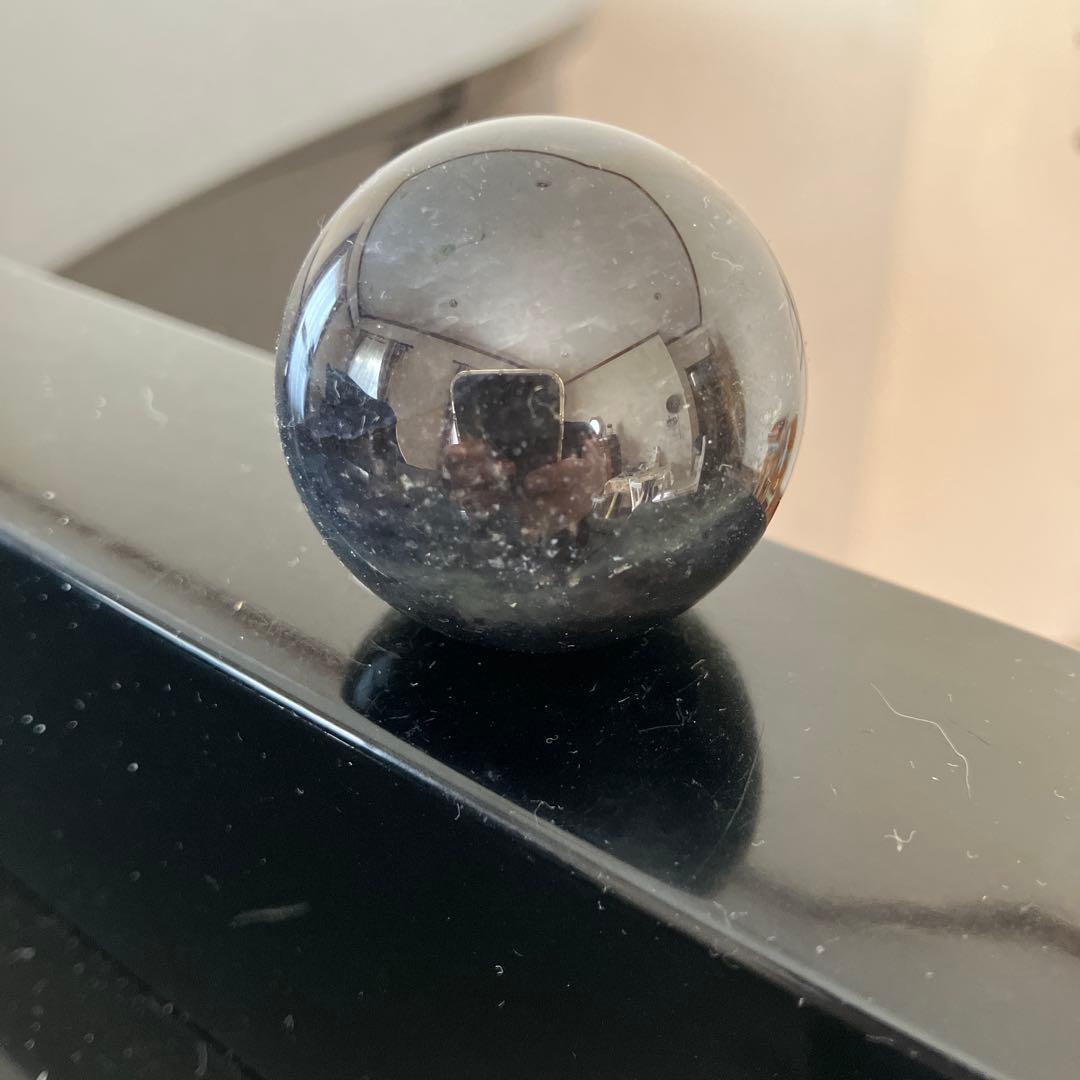 はち。さま専用アイオライトサンストーン　スフィア　天然石置物　C73