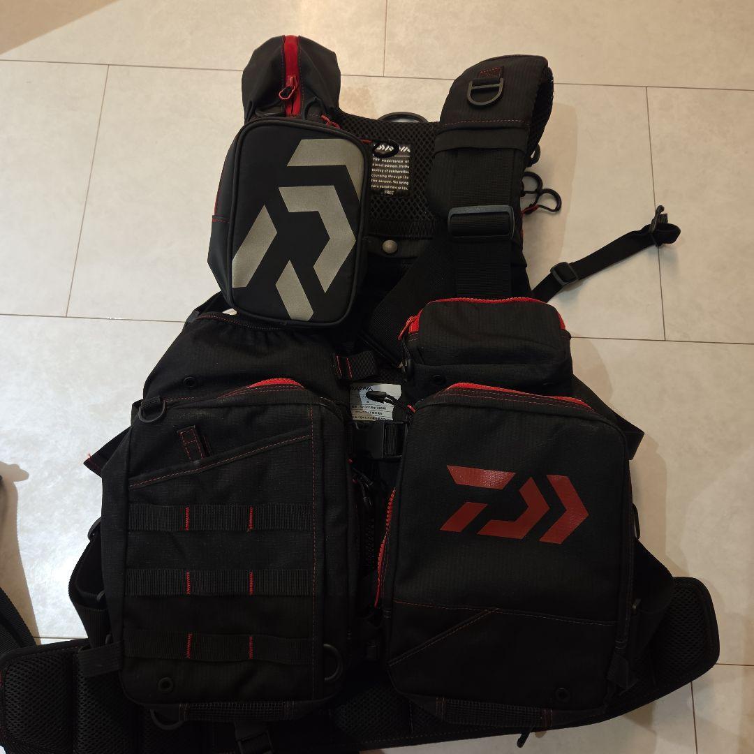 ダイワ DF-6107 ベンチクールゲームベストIII ライフジャケット