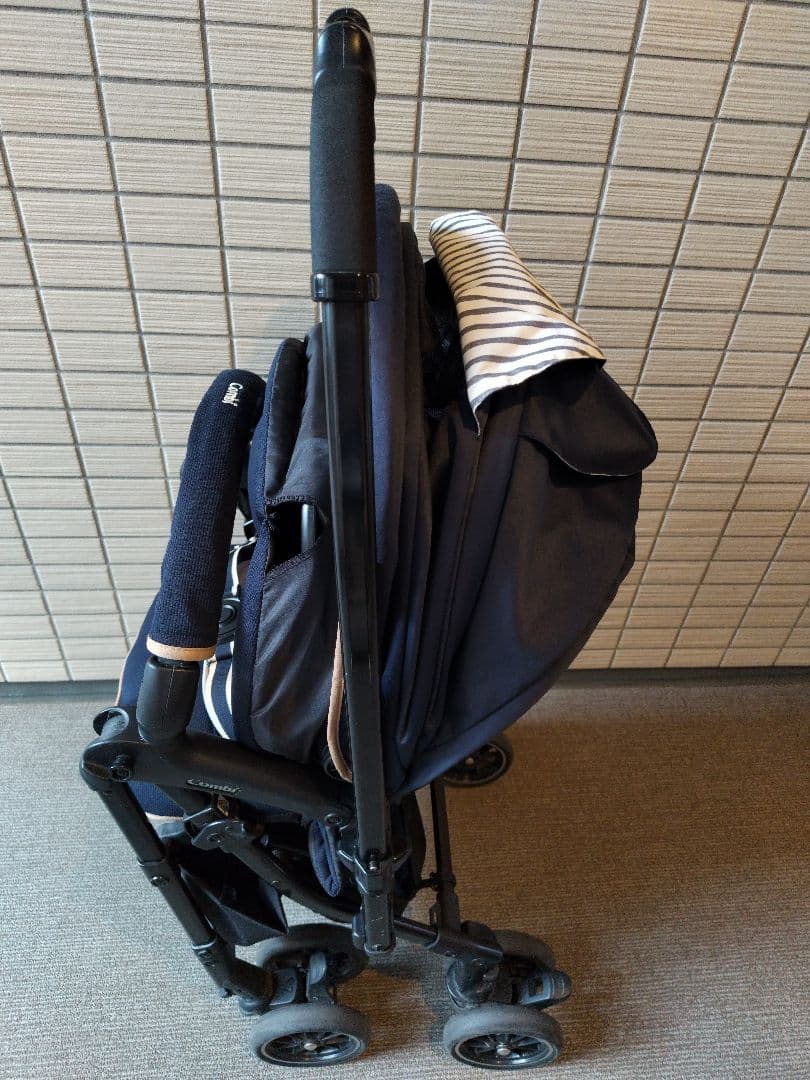 Combi ベビーカー メチャカル ハンディ オート 4キャス ベース