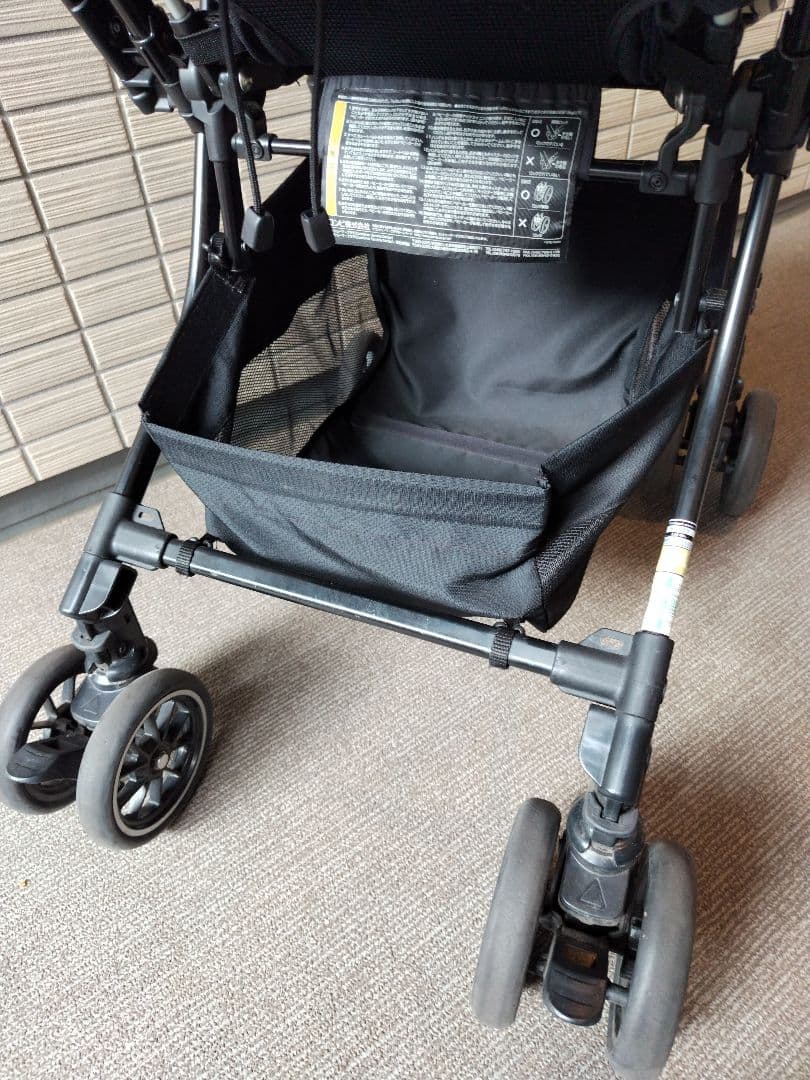 Combi ベビーカー メチャカル ハンディ オート 4キャス ベース