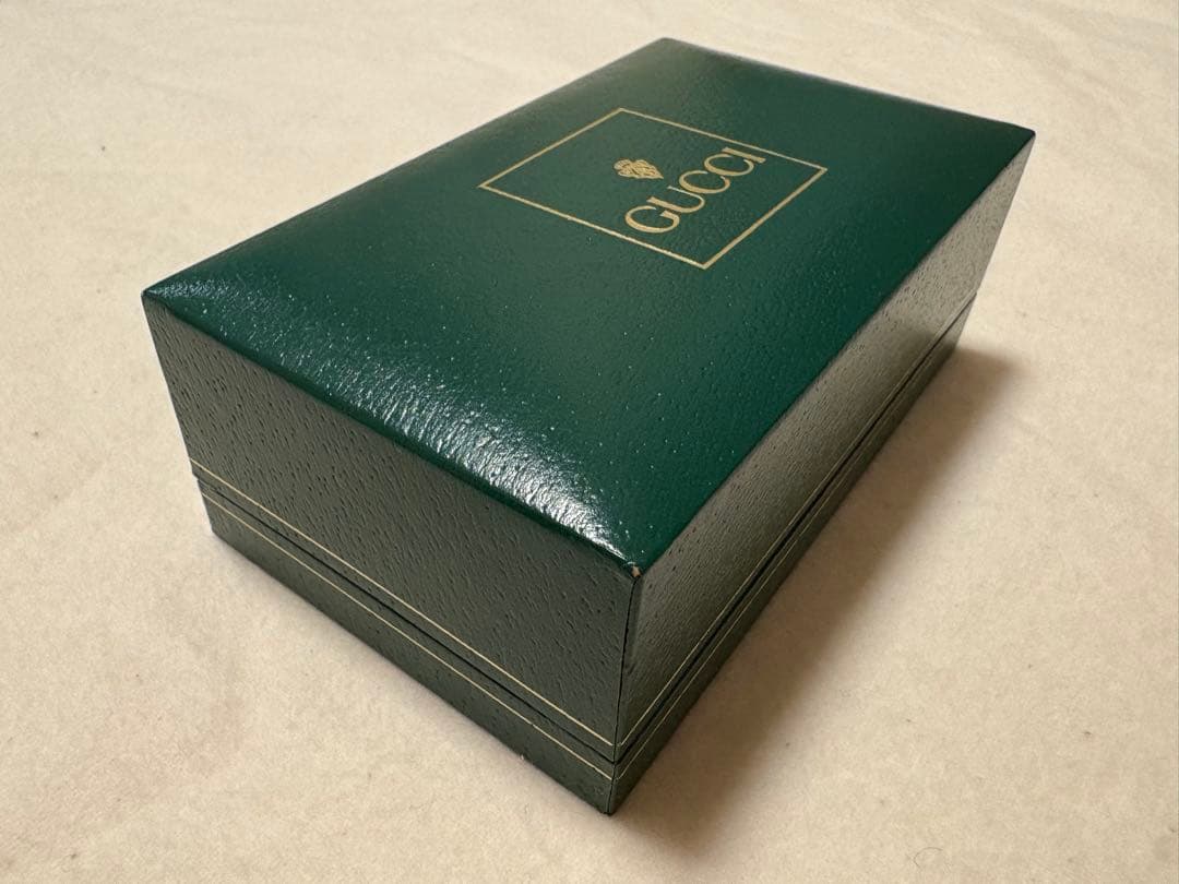 GUCCI ゴールド 腕時計 ベゼル　動作未確認
