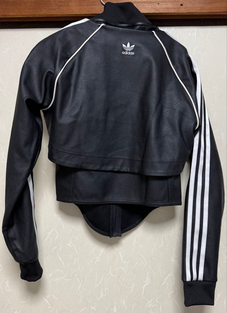 フェイクレザーSSTバーサタイルトラック　セットアップ