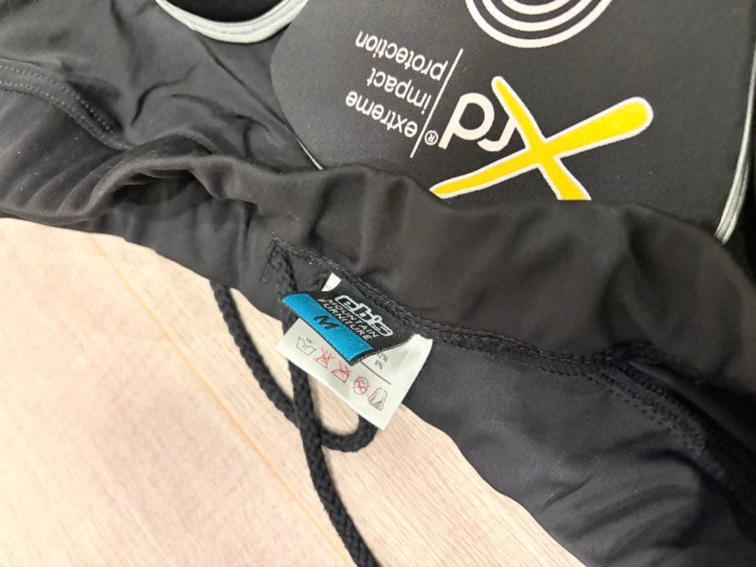 ボルコム　ビブパンツ＆エビス プロテクター Mサイズのオマケ付き（ご希望の方）