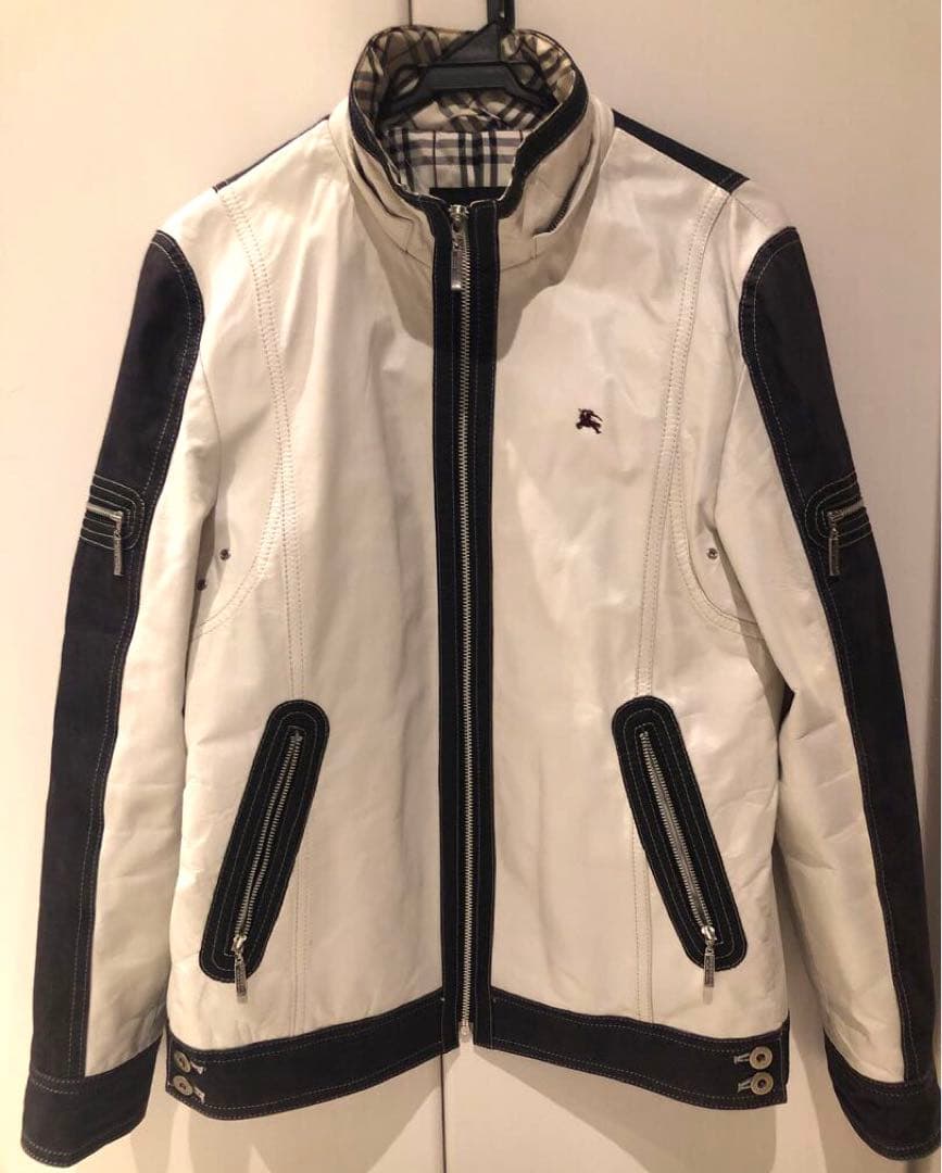 T*A様 バーバリーブラックレーベル　ホワイト羊革レザージャケット