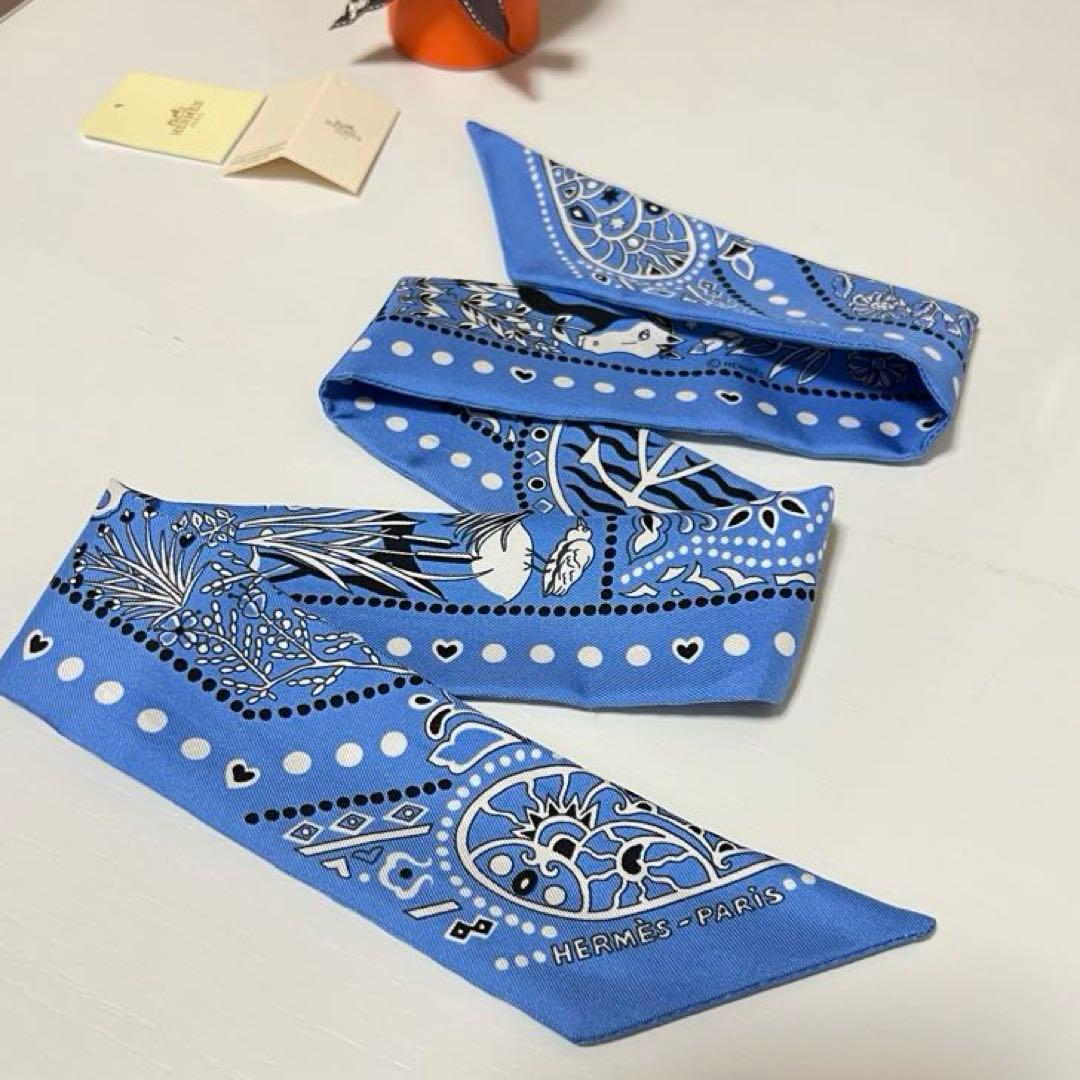 【美品】エルメス★HERMES★ツィリー★ブルー ホワイト★ツイリー★バンダナ柄