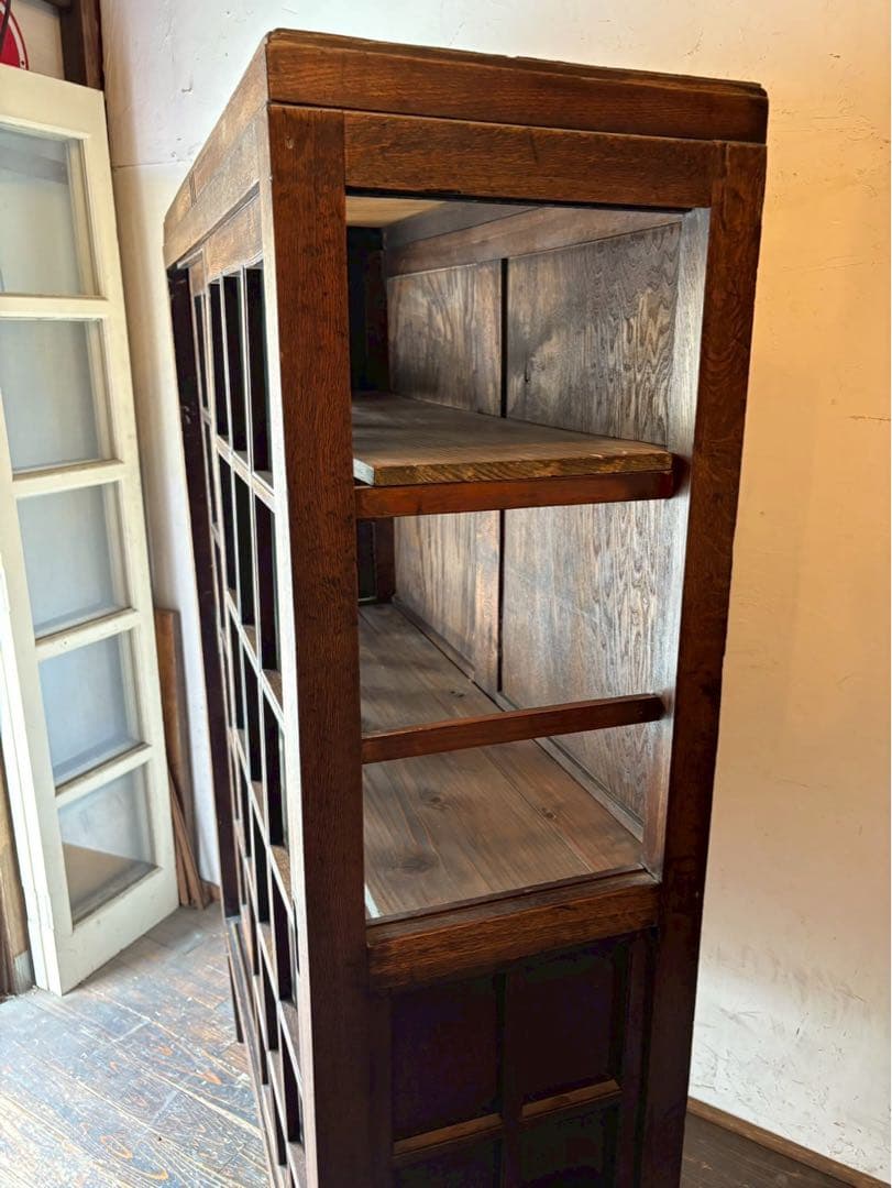 キャビネット 戸棚 インテリア 本棚 飾り棚 ビンテージ 昭和レトロ 当時物