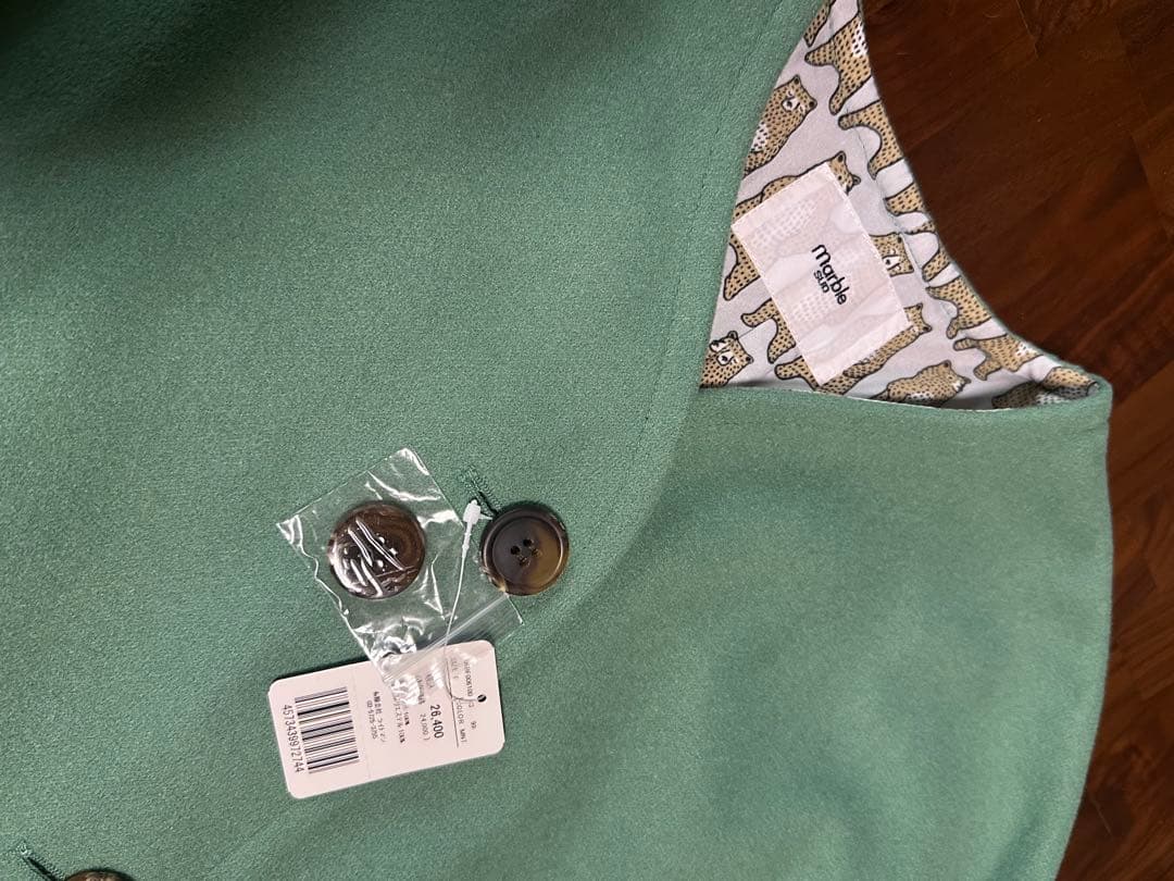 タグ付き未使用　マーブルシュッド　コート　くま