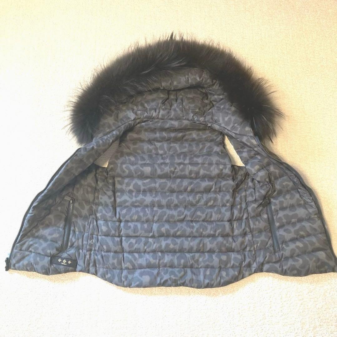 美品❣️TATRASリバーシブル　ダウンベスト　２WAY　グレージュ　レオパード