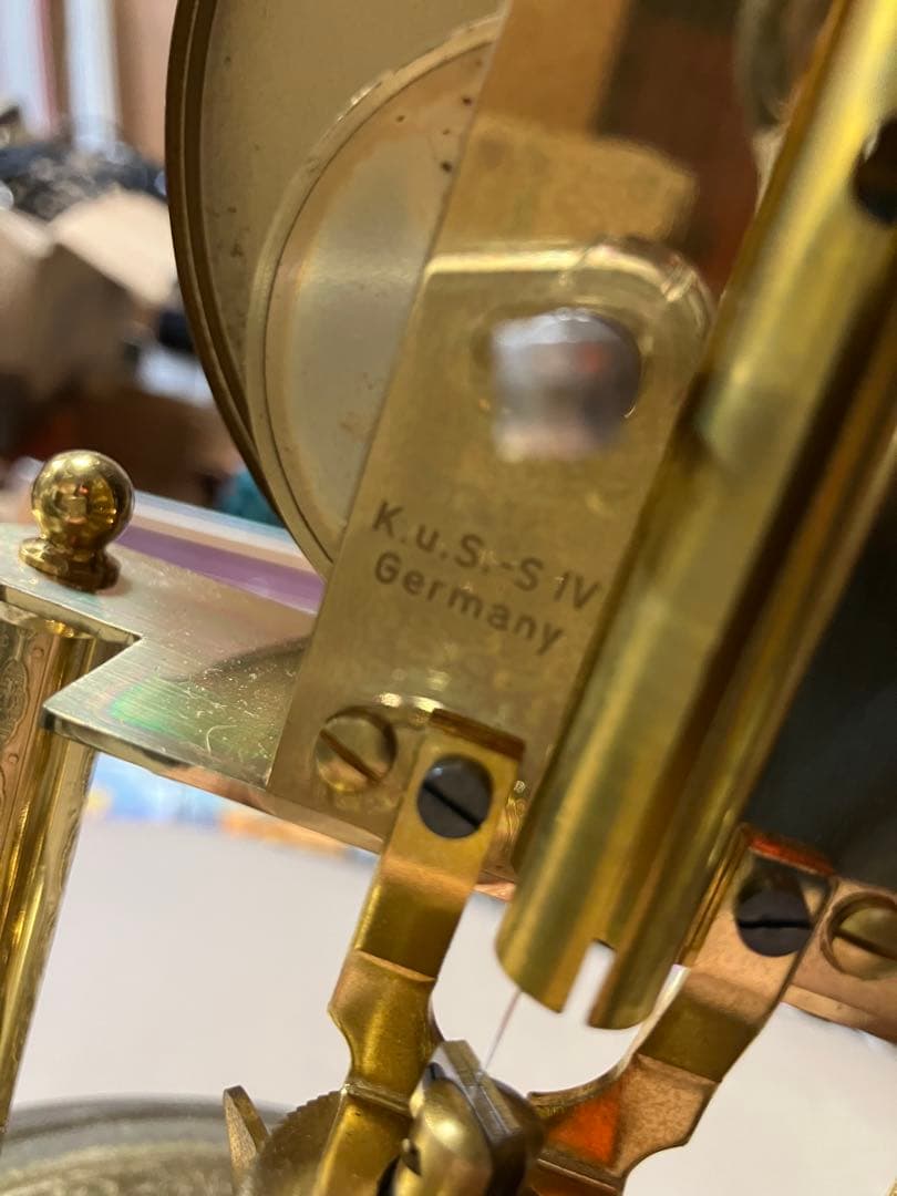 kernドーム型置時計