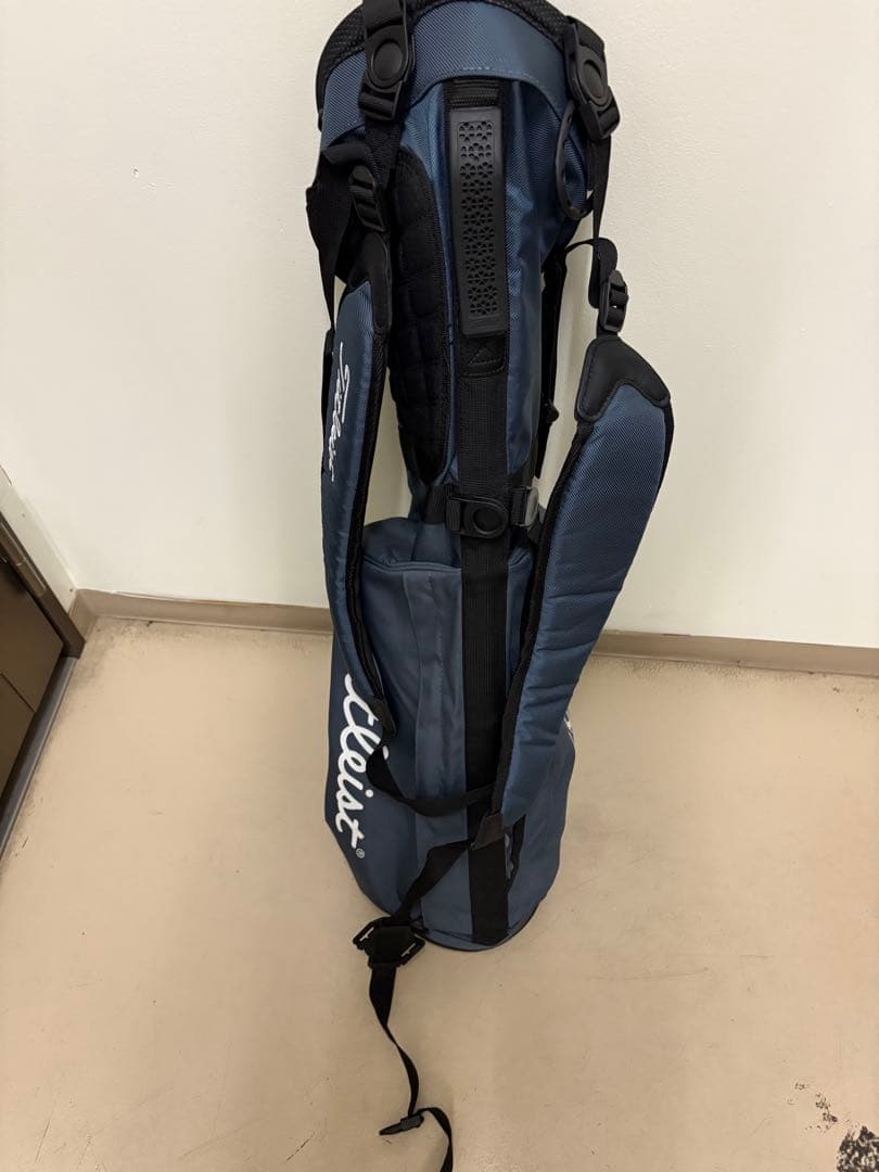 希少　美品　未使用に近い　タイトリスト サンデーバッグ　クラブケース