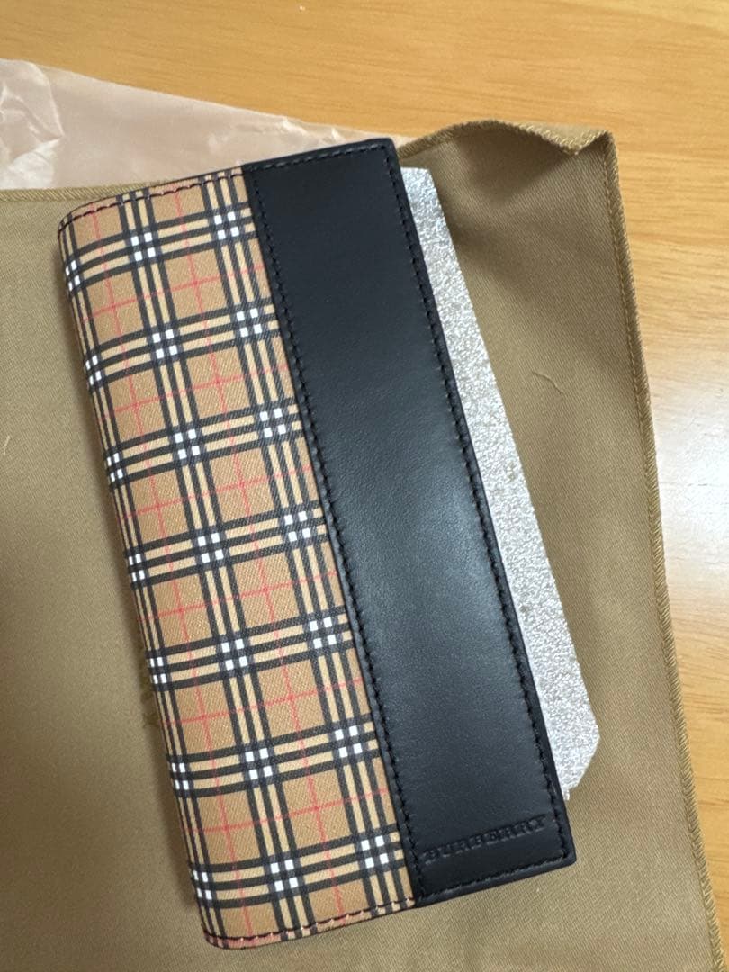 [新品未使用］バーバリー　長財布　新品　チェック