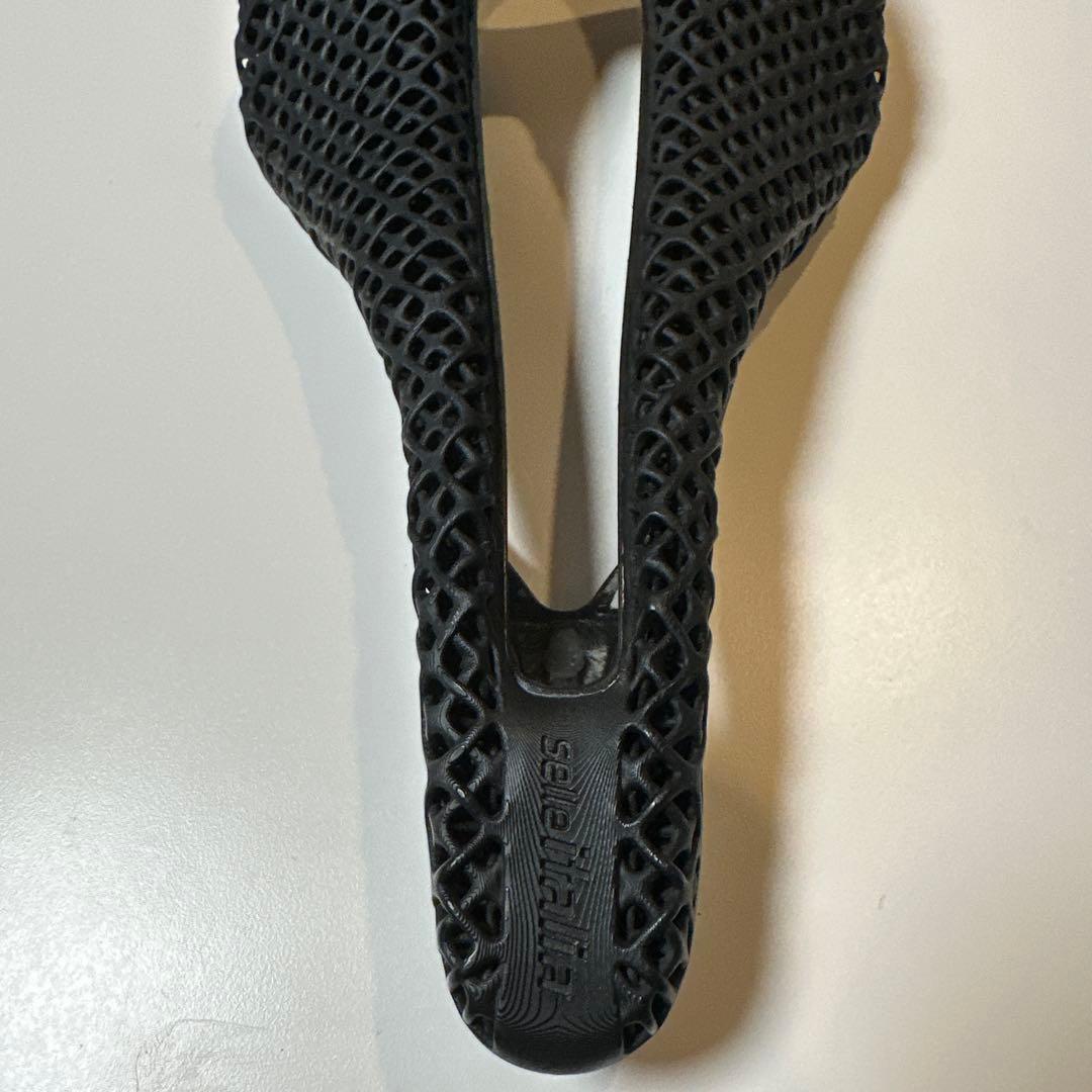 セライタリア　SLR BOOST 3D S3 (130ミリ) カーボンサドル